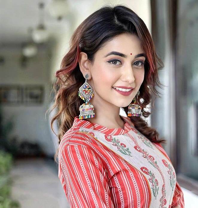 Most Popular Female Actresses In Punjabi Music Industry 2022