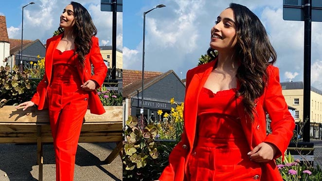 Take Few Tips From Barbie Maan To Rock And Look Surreal In All Red Pantsuit