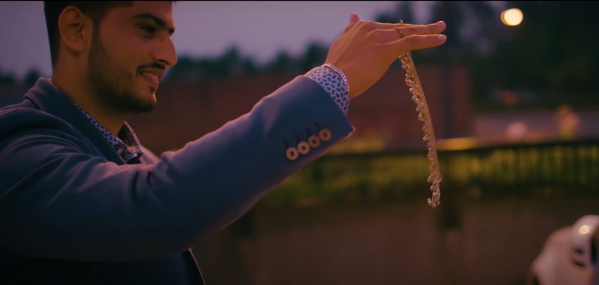 5 Things That Prove Gurnam Bhullar Is A Perfect Husband Material!