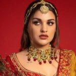 In Heavy Embroidered Lehenga, Himanshi Khurana Drops Hints For Perfect Outfit For Your Bff’s Wedding