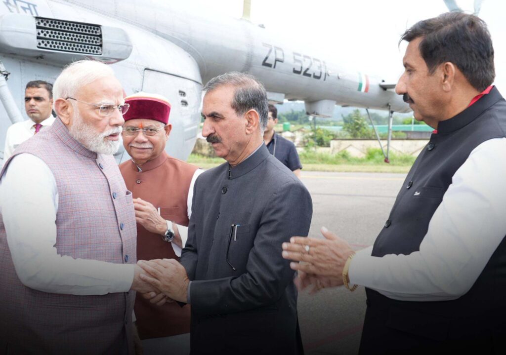 पीएम मोदी हिमाचल घर, स्कूलों, किसानों और बुनियादी ढांचे के लिए बाढ़ राहत की घोषणा