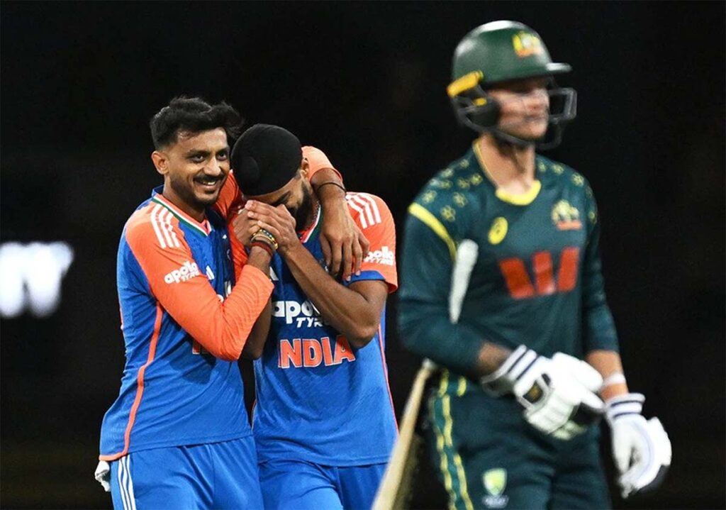 India vs Australia 4th T20I match as Indian players celebrate wickets