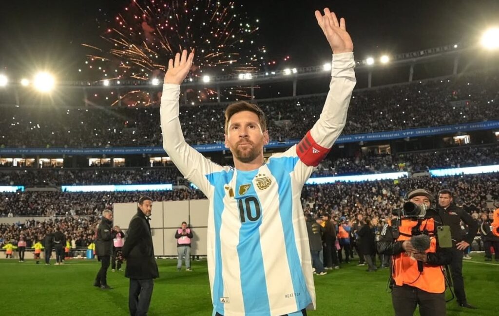 Lionel Messi arriving for Messi GOAT Tour India 2025 event