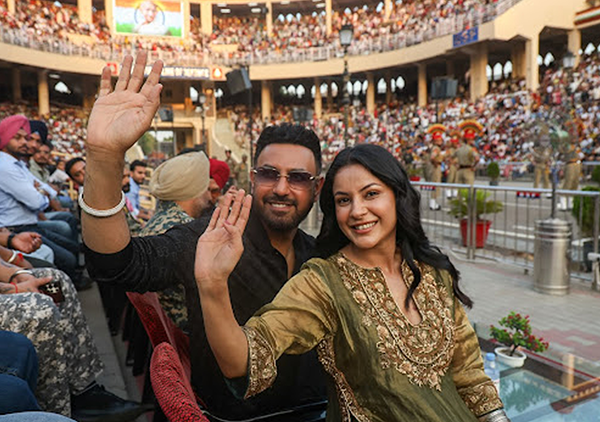 Singh Vs Kaur 2 stars Shehnaaz Gill at Wagah border